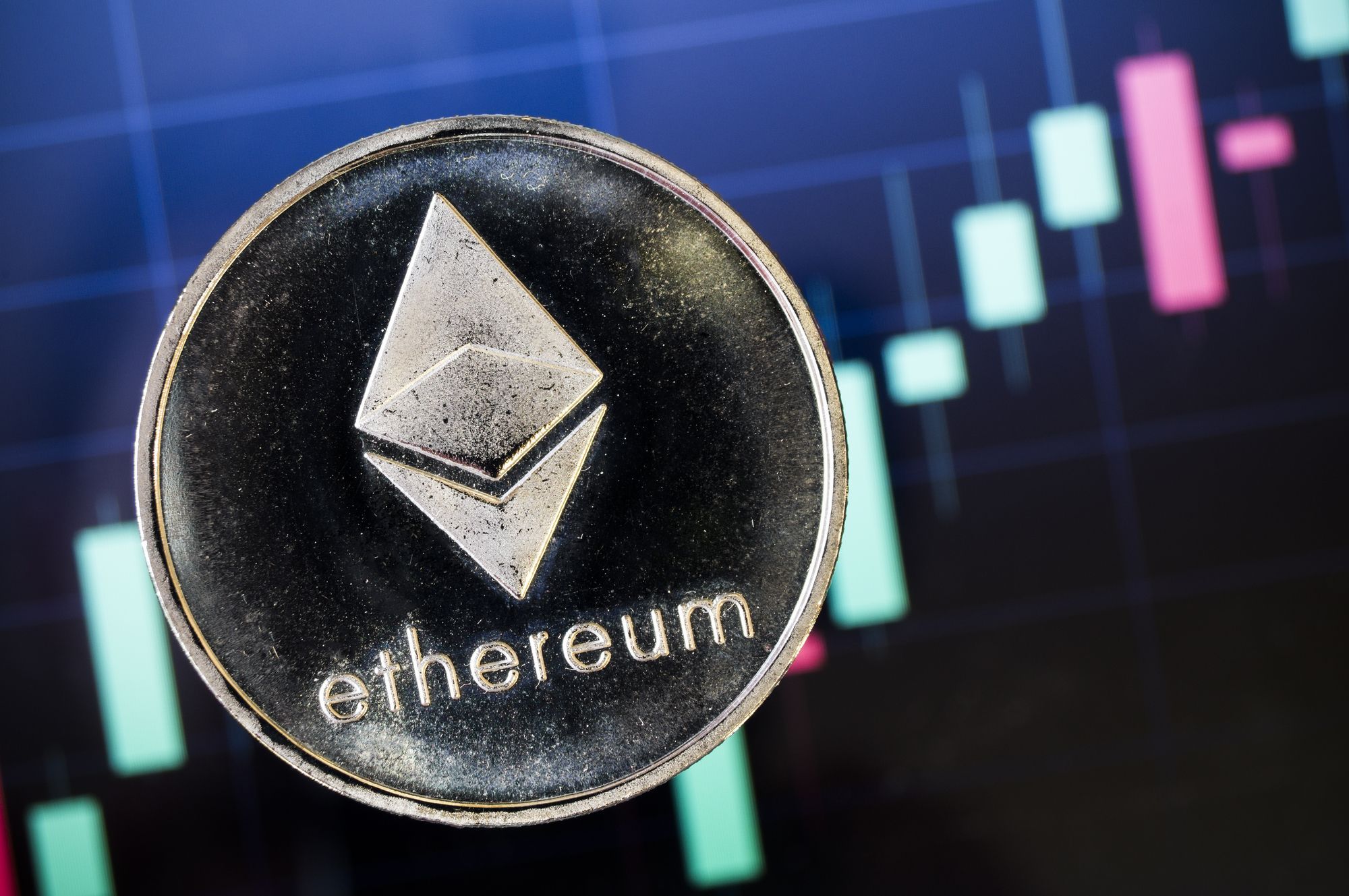 Factors such as large market capitalization, relatively early birth time, difficult price manipulation, and strong ecological applications make Ethereum popular among investors, and are also the basis for the future explosion of ETH prices.